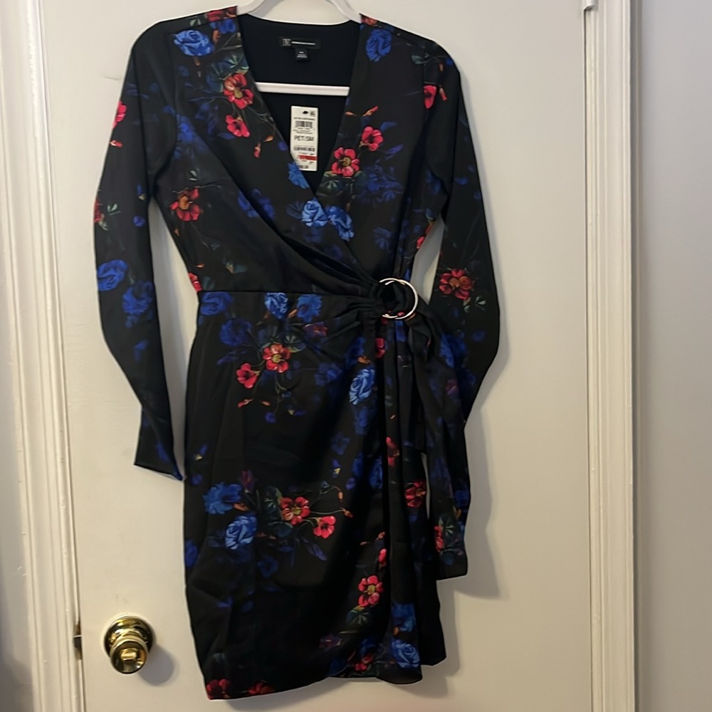INC International Concepts PS floral Black Cute side wrap dress